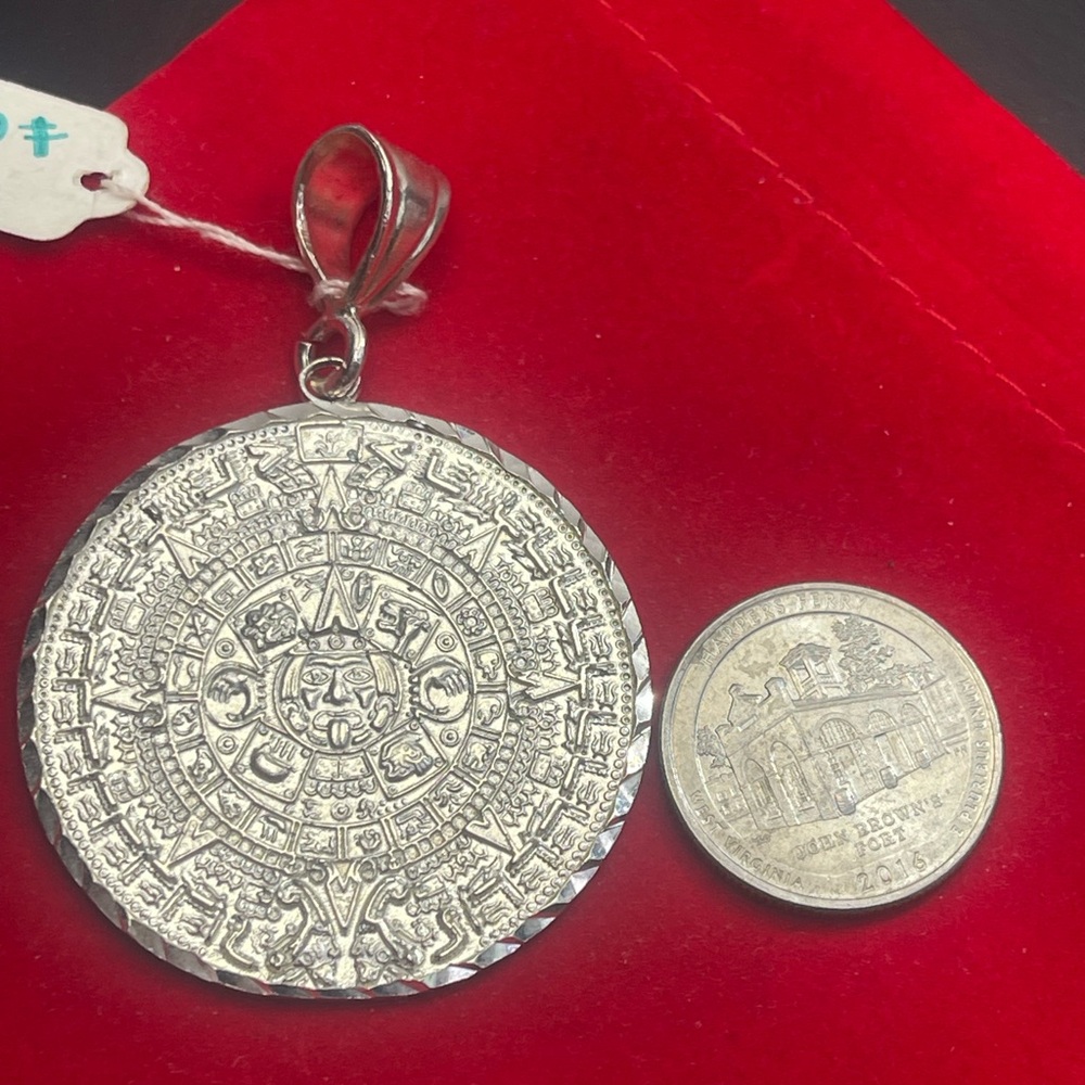 Solid 925 Silver Aztec Mayan Calendar Pendant - image 4